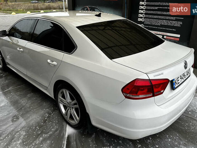 Білий Фольксваген Пассат, об'ємом двигуна 1.97 л та пробігом 239 тис. км за 12300 $, фото 6 на Automoto.ua