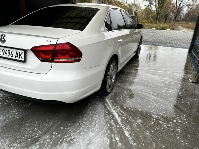 Белый Фольксваген Пассат, объемом двигателя 2 л и пробегом 239 тыс. км за 12300 $, фото 10 на Automoto.ua