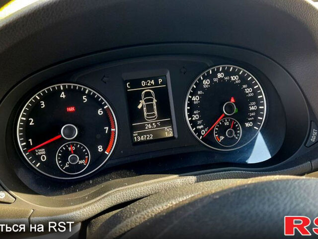 Білий Фольксваген Пассат, об'ємом двигуна 1.8 л та пробігом 134 тис. км за 12500 $, фото 5 на Automoto.ua
