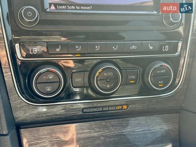 Белый Фольксваген Пассат, объемом двигателя 1.8 л и пробегом 136 тыс. км за 12900 $, фото 19 на Automoto.ua