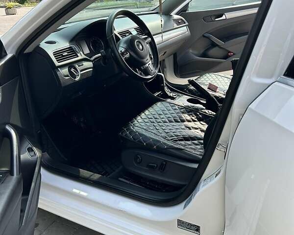 Білий Фольксваген Пассат, об'ємом двигуна 1.8 л та пробігом 179 тис. км за 10200 $, фото 5 на Automoto.ua