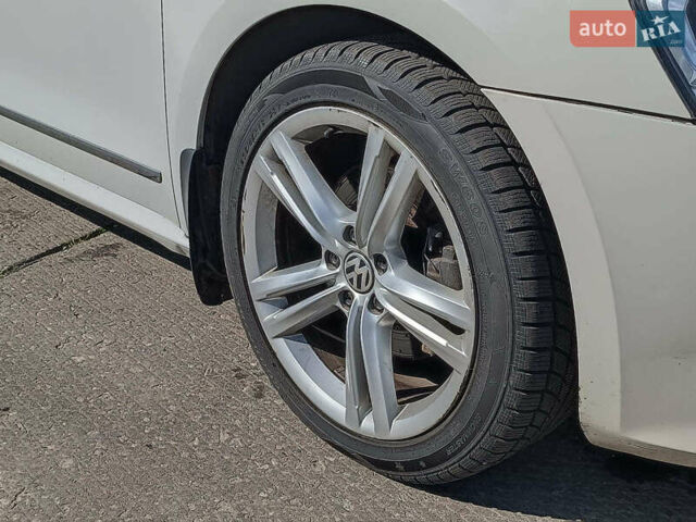 Белый Фольксваген Пассат, объемом двигателя 2 л и пробегом 232 тыс. км за 10990 $, фото 5 на Automoto.ua