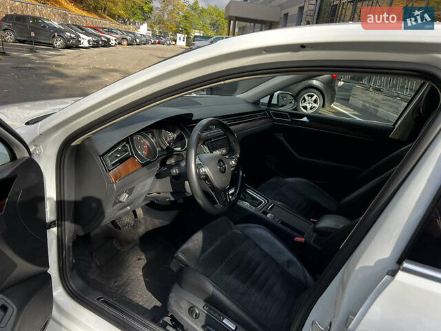 Білий Фольксваген Пассат, об'ємом двигуна 1.8 л та пробігом 170 тис. км за 15500 $, фото 8 на Automoto.ua