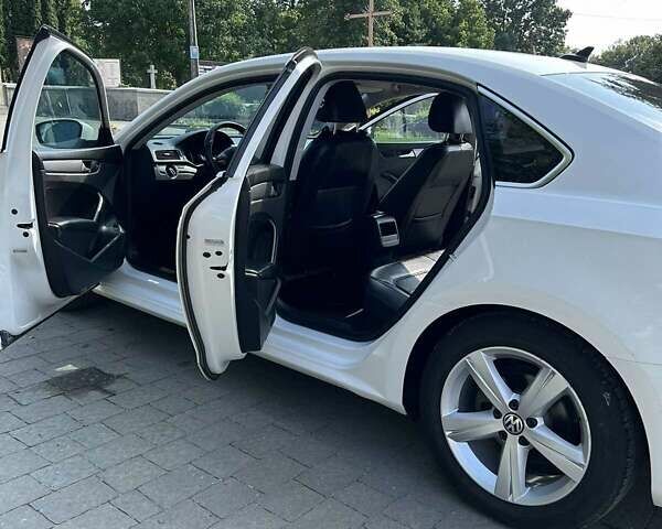 Білий Фольксваген Пассат, об'ємом двигуна 1.8 л та пробігом 179 тис. км за 10200 $, фото 3 на Automoto.ua