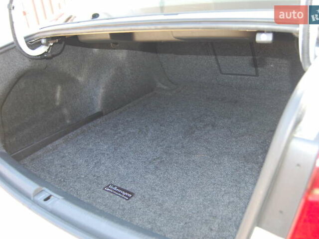 Белый Фольксваген Пассат, объемом двигателя 1.8 л и пробегом 123 тыс. км за 16000 $, фото 114 на Automoto.ua