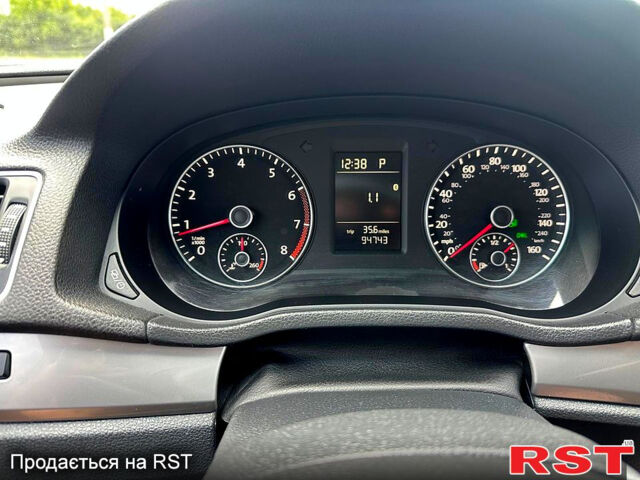 Белый Фольксваген Пассат, объемом двигателя 1.8 л и пробегом 94 тыс. км за 13000 $, фото 9 на Automoto.ua