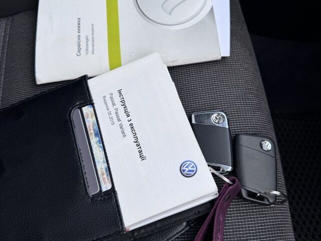 Белый Фольксваген Пассат, объемом двигателя 0 л и пробегом 173 тыс. км за 17999 $, фото 23 на Automoto.ua