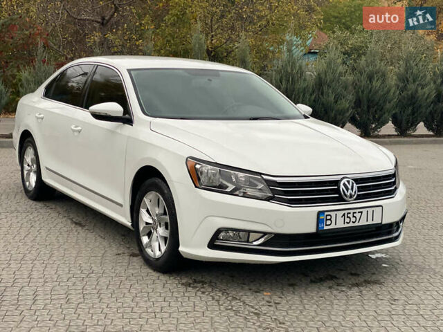 Белый Фольксваген Пассат, объемом двигателя 1.8 л и пробегом 152 тыс. км за 13200 $, фото 3 на Automoto.ua