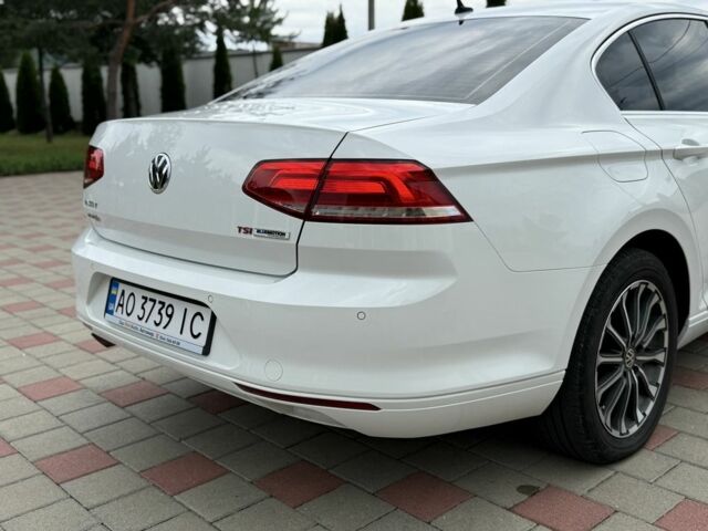 Белый Фольксваген Пассат, объемом двигателя 0 л и пробегом 173 тыс. км за 17999 $, фото 8 на Automoto.ua