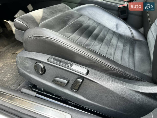Білий Фольксваген Пассат, об'ємом двигуна 1.8 л та пробігом 170 тис. км за 15500 $, фото 7 на Automoto.ua