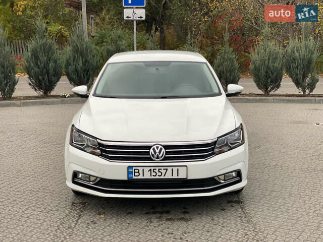 Белый Фольксваген Пассат, объемом двигателя 1.8 л и пробегом 152 тыс. км за 13200 $, фото 1 на Automoto.ua