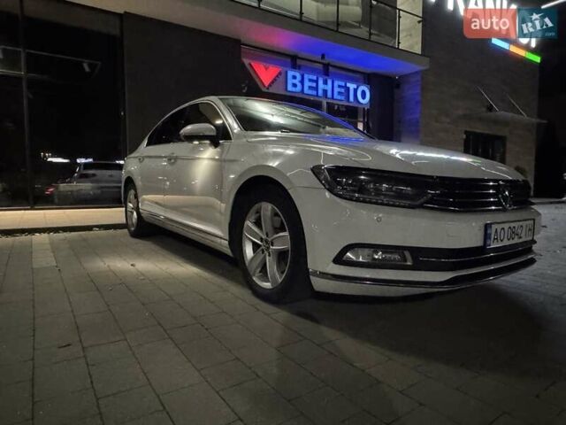 Белый Фольксваген Пассат, объемом двигателя 1.97 л и пробегом 261 тыс. км за 16600 $, фото 4 на Automoto.ua