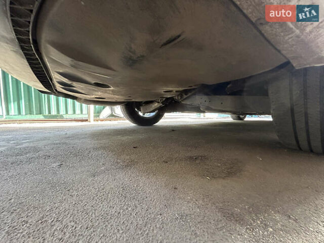 Белый Фольксваген Пассат, объемом двигателя 1.8 л и пробегом 165 тыс. км за 12800 $, фото 28 на Automoto.ua