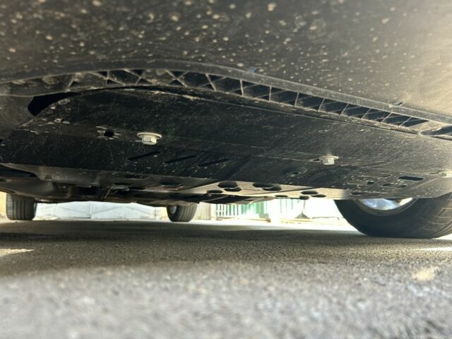 Білий Фольксваген Пассат, об'ємом двигуна 1.8 л та пробігом 165 тис. км за 12800 $, фото 12 на Automoto.ua