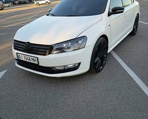 Белый Фольксваген Пассат, объемом двигателя 1.8 л и пробегом 226 тыс. км за 13500 $, фото 7 на Automoto.ua