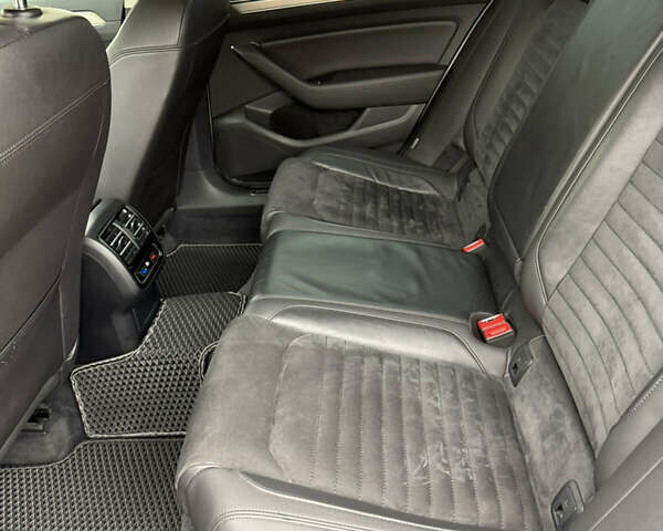 Белый Фольксваген Пассат, объемом двигателя 1.97 л и пробегом 219 тыс. км за 19300 $, фото 8 на Automoto.ua