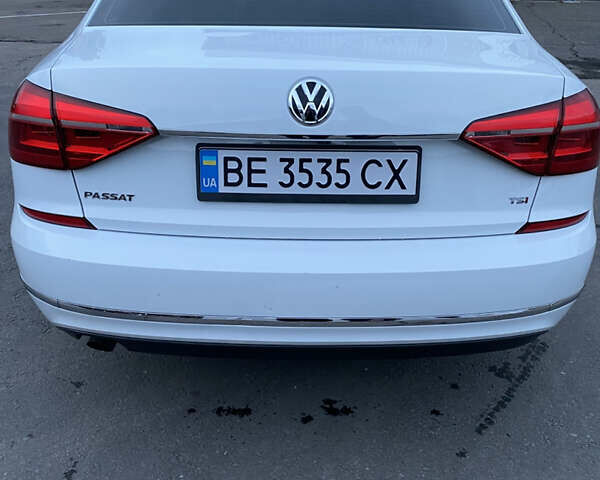 Белый Фольксваген Пассат, объемом двигателя 1.8 л и пробегом 189 тыс. км за 10500 $, фото 2 на Automoto.ua