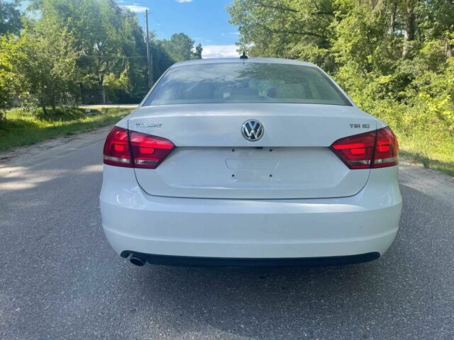 Білий Фольксваген Пассат, об'ємом двигуна 1.8 л та пробігом 80 тис. км за 4500 $, фото 5 на Automoto.ua