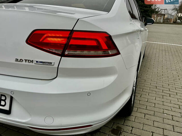 Белый Фольксваген Пассат, объемом двигателя 1.97 л и пробегом 195 тыс. км за 15800 $, фото 6 на Automoto.ua