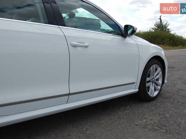 Белый Фольксваген Пассат, объемом двигателя 1.8 л и пробегом 123 тыс. км за 16000 $, фото 8 на Automoto.ua