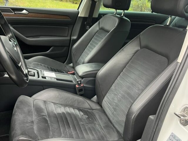 Білий Фольксваген Пассат, об'ємом двигуна 1.8 л та пробігом 126 тис. км за 16900 $, фото 8 на Automoto.ua