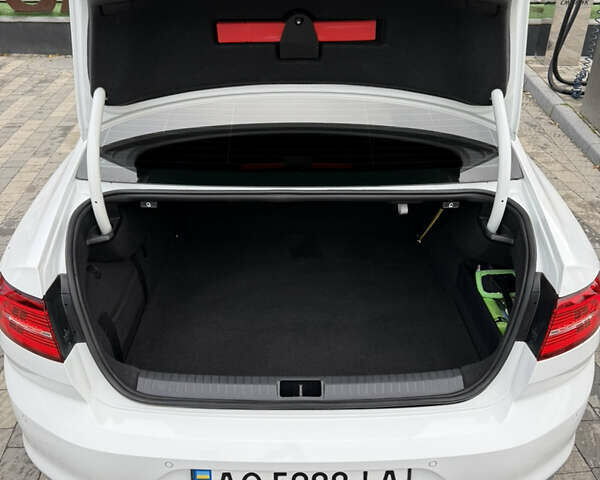 Белый Фольксваген Пассат, объемом двигателя 1.97 л и пробегом 219 тыс. км за 19300 $, фото 22 на Automoto.ua