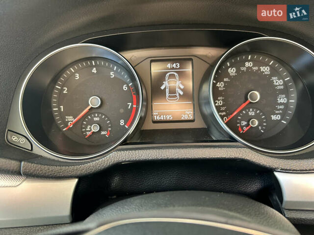 Белый Фольксваген Пассат, объемом двигателя 1.8 л и пробегом 165 тыс. км за 12800 $, фото 16 на Automoto.ua