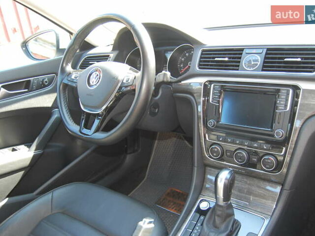 Белый Фольксваген Пассат, объемом двигателя 1.8 л и пробегом 123 тыс. км за 16000 $, фото 107 на Automoto.ua