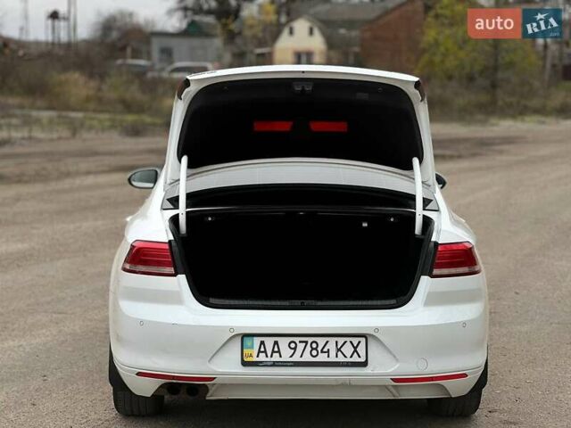 Білий Фольксваген Пассат, об'ємом двигуна 1.8 л та пробігом 147 тис. км за 12700 $, фото 13 на Automoto.ua