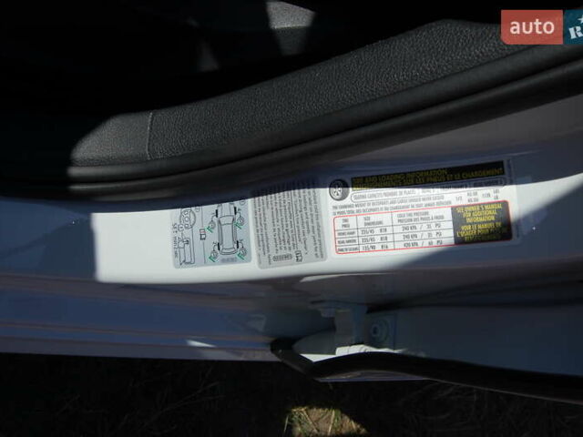 Белый Фольксваген Пассат, объемом двигателя 1.8 л и пробегом 123 тыс. км за 16000 $, фото 58 на Automoto.ua