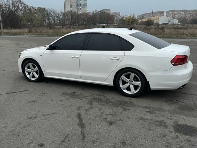 Белый Фольксваген Пассат, объемом двигателя 1.8 л и пробегом 158 тыс. км за 10800 $, фото 1 на Automoto.ua