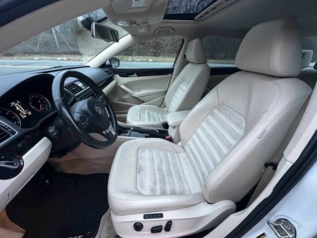 Белый Фольксваген Пассат, объемом двигателя 1.8 л и пробегом 80 тыс. км за 7400 $, фото 9 на Automoto.ua