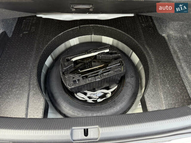 Белый Фольксваген Пассат, объемом двигателя 1.8 л и пробегом 215 тыс. км за 11600 $, фото 30 на Automoto.ua