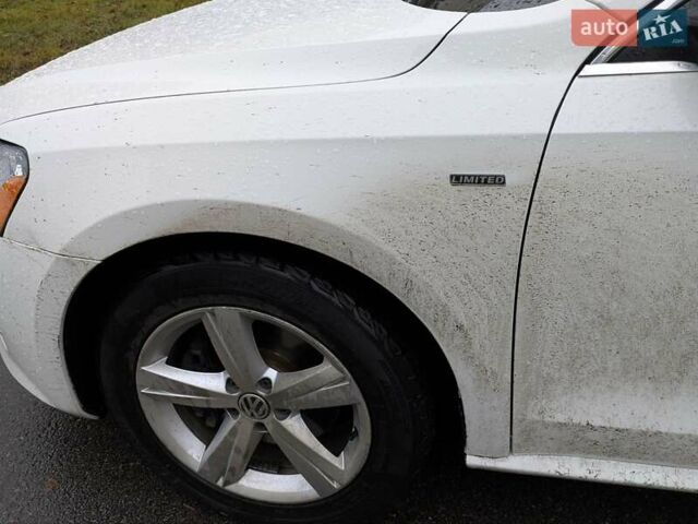 Белый Фольксваген Пассат, объемом двигателя 1.8 л и пробегом 189 тыс. км за 9700 $, фото 6 на Automoto.ua