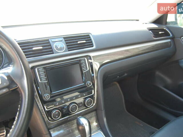 Белый Фольксваген Пассат, объемом двигателя 1.8 л и пробегом 123 тыс. км за 16000 $, фото 54 на Automoto.ua