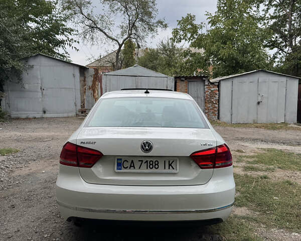 Білий Фольксваген Пассат, об'ємом двигуна 1.8 л та пробігом 198 тис. км за 12300 $, фото 5 на Automoto.ua