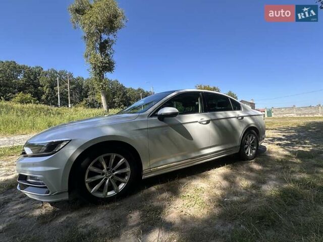 Белый Фольксваген Пассат, объемом двигателя 1.97 л и пробегом 309 тыс. км за 16500 $, фото 6 на Automoto.ua