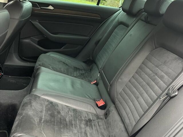 Білий Фольксваген Пассат, об'ємом двигуна 1.8 л та пробігом 126 тис. км за 16900 $, фото 13 на Automoto.ua