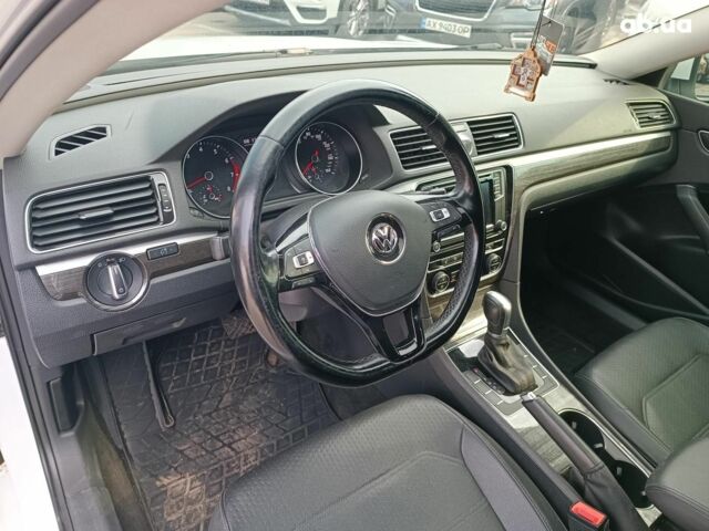 Белый Фольксваген Пассат, объемом двигателя 1.8 л и пробегом 134 тыс. км за 12490 $, фото 19 на Automoto.ua