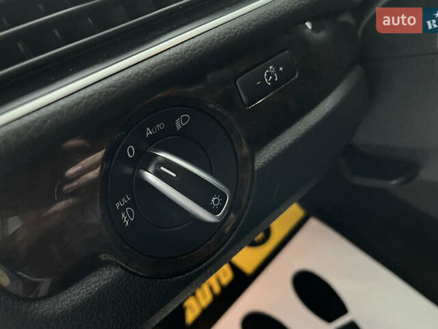 Білий Фольксваген Пассат, об'ємом двигуна 3.6 л та пробігом 124 тис. км за 11000 $, фото 15 на Automoto.ua