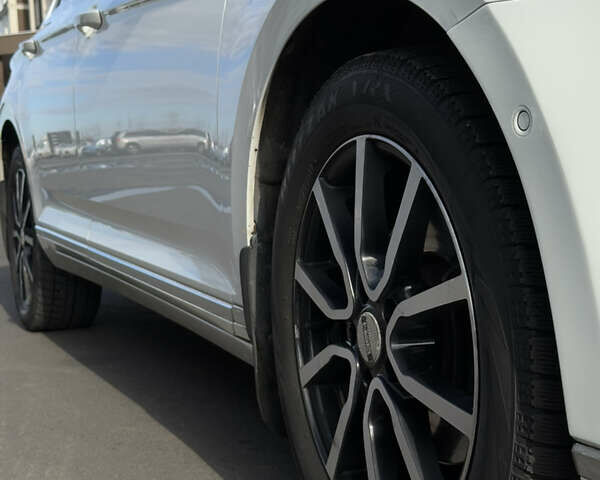 Белый Фольксваген Пассат, объемом двигателя 1.8 л и пробегом 126 тыс. км за 17000 $, фото 38 на Automoto.ua