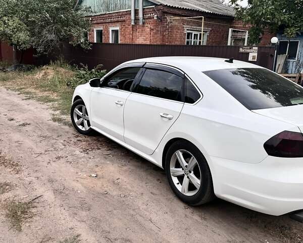 Белый Фольксваген Пассат, объемом двигателя 1.8 л и пробегом 205 тыс. км за 10400 $, фото 5 на Automoto.ua
