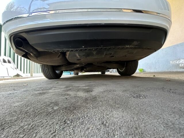 Білий Фольксваген Пассат, об'ємом двигуна 1.8 л та пробігом 165 тис. км за 12800 $, фото 13 на Automoto.ua