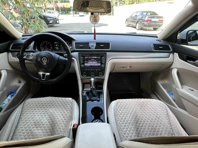 Белый Фольксваген Пассат, объемом двигателя 1.8 л и пробегом 169 тыс. км за 10700 $, фото 9 на Automoto.ua