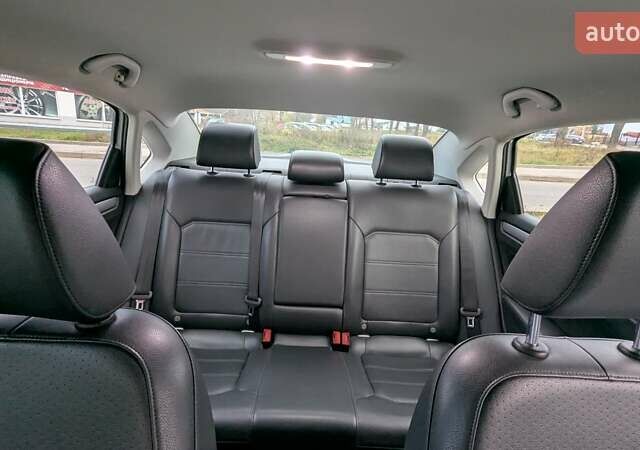 Белый Фольксваген Пассат, объемом двигателя 1.8 л и пробегом 182 тыс. км за 11350 $, фото 14 на Automoto.ua