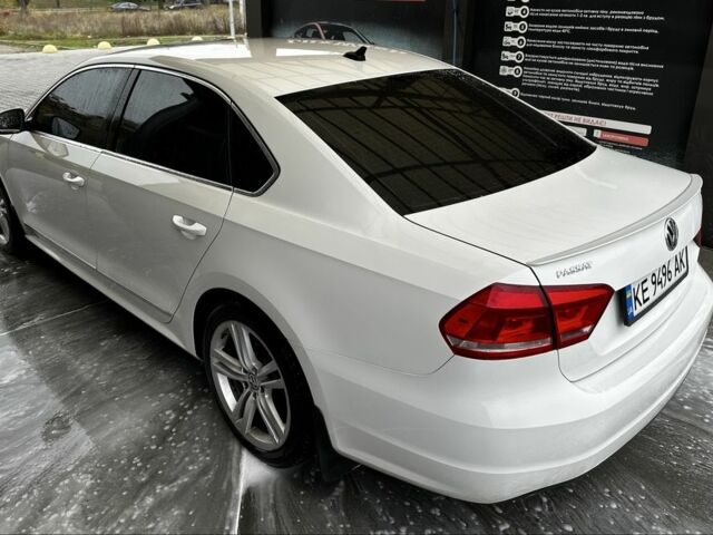 Белый Фольксваген Пассат, объемом двигателя 2 л и пробегом 239 тыс. км за 12300 $, фото 6 на Automoto.ua