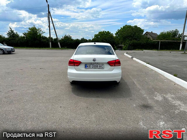 Белый Фольксваген Пассат, объемом двигателя 1.8 л и пробегом 94 тыс. км за 13000 $, фото 5 на Automoto.ua