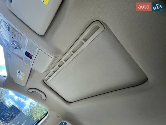 Белый Фольксваген Пассат, объемом двигателя 1.8 л и пробегом 199 тыс. км за 10700 $, фото 17 на Automoto.ua