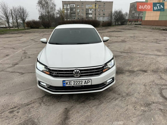 Белый Фольксваген Пассат, объемом двигателя 1.8 л и пробегом 193 тыс. км за 11500 $, фото 9 на Automoto.ua