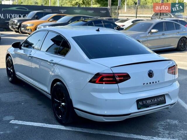 Білий Фольксваген Пассат, об'ємом двигуна 1.97 л та пробігом 174 тис. км за 21500 $, фото 10 на Automoto.ua
